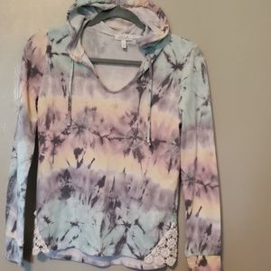 Delia's tie die pullover
